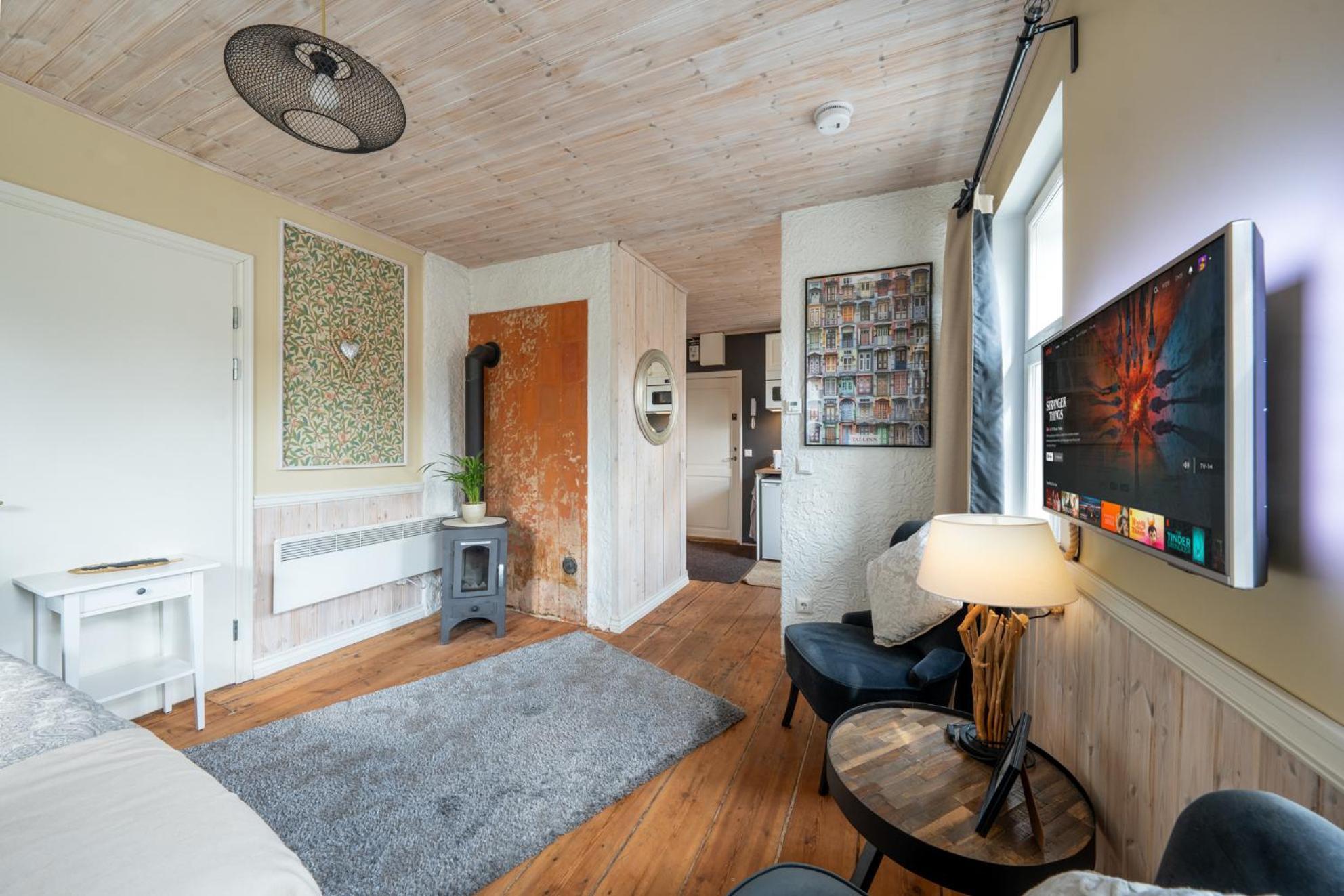 Garden Studio Next To Telliskivi & Old Town Reval Exterior foto